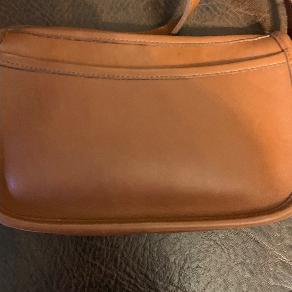 COACH Vintage British Tan Wendie 9031 leather bag - Picture 2 of 10